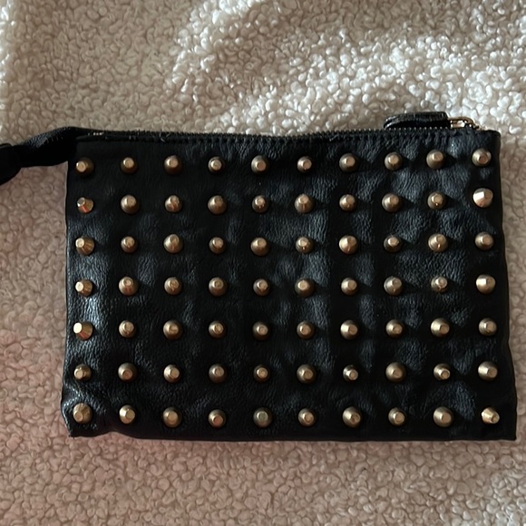 Zara Handbags - 🖤EUC Zara Chic Black 💯 Leather Clutch with Gold Stud Accents 💛🛵
